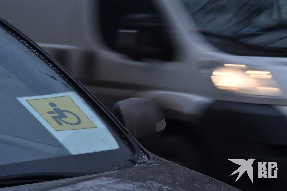    Десять рязанцев, получивших травмы на производстве, получили новые автомобили Владимир ВЕЛЕНГУРИН