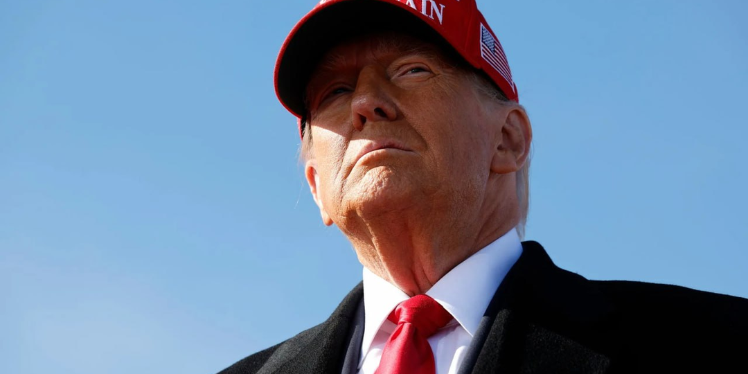 ХОЗЯИН ГРЯДЁТ