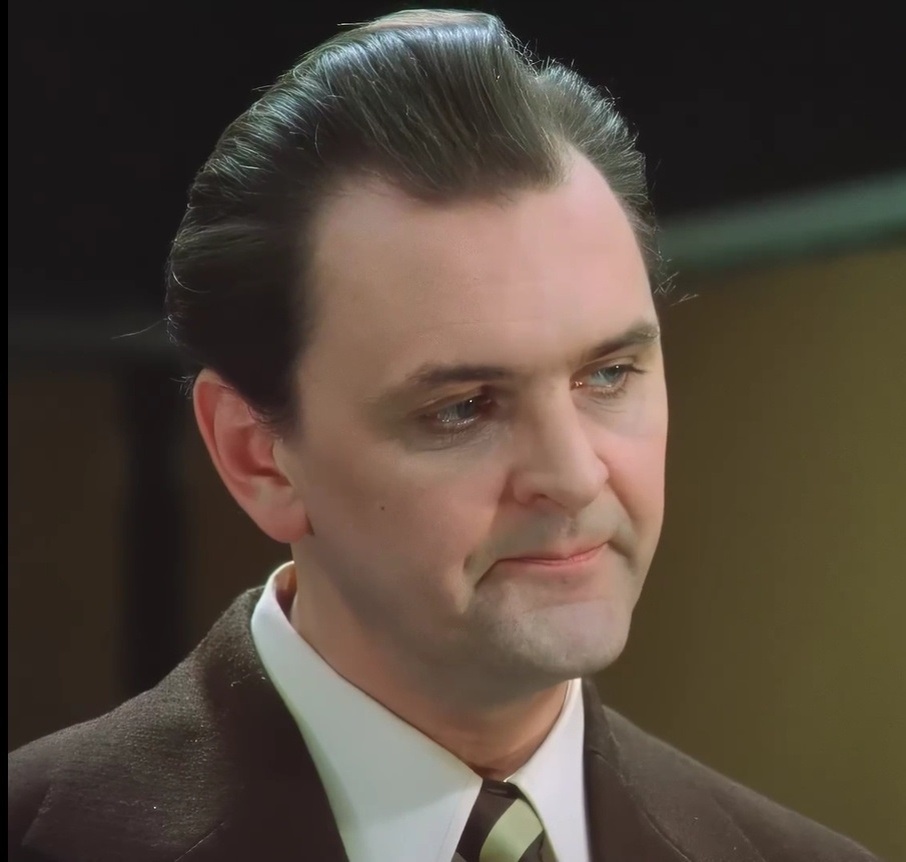 Кадр из фильма «Иронии судьбы» (1975). Скриншот.