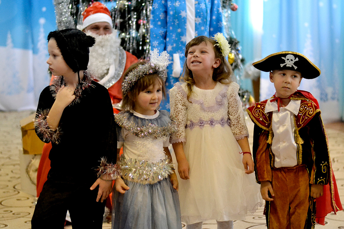 Nataxxxrez / Shutterstock / FOTODOM📷Новогодние частушки украсят праздничный утренник в детском саду