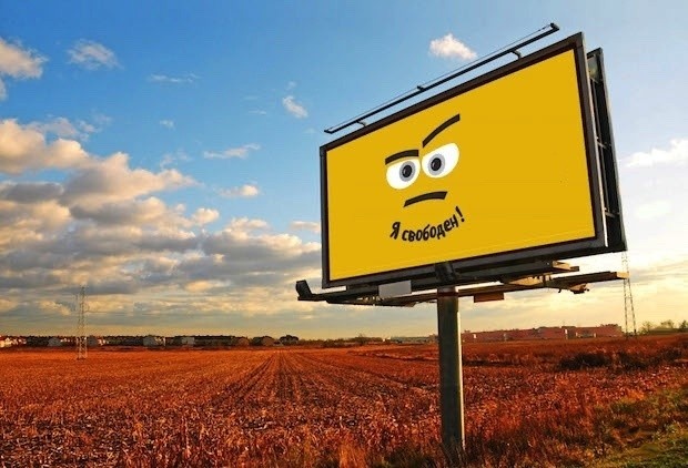 Описание: Разные форматы офлайн-материалов для разных ниш бизнеса.
Источник: Unsplash