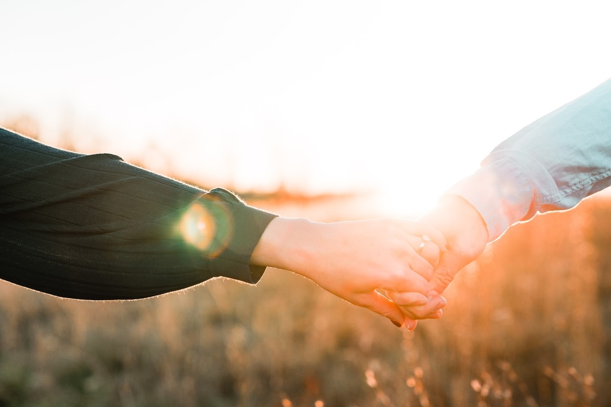 Pexels📷Главный секрет — избегать шаблонных вопросов, ответы на которые социально ожидаемы