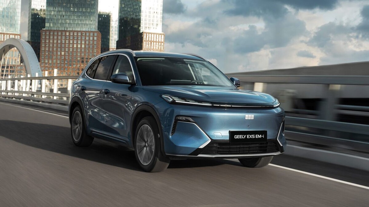    Geely EX5 EM-i. Фото Geely