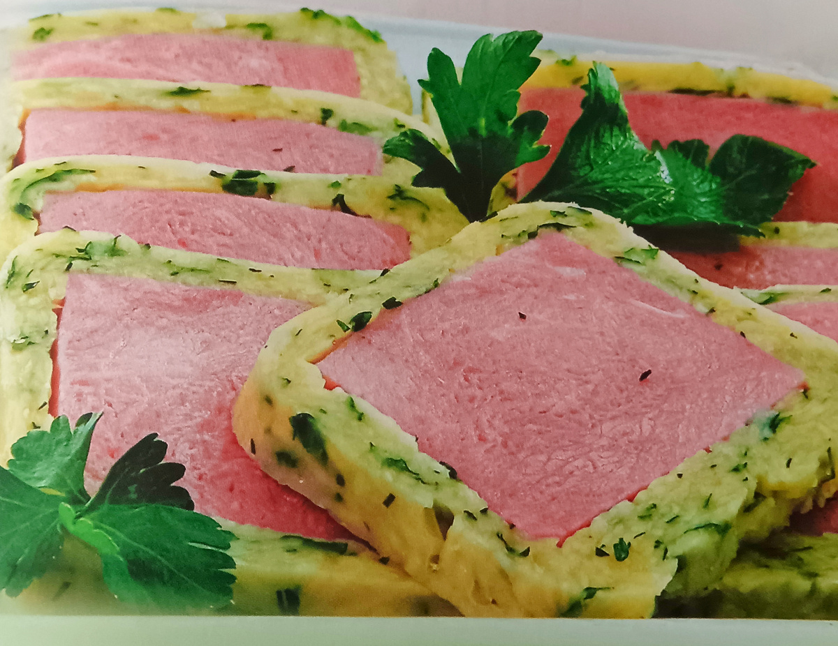 фото из брошюры "Семь поварят. Закуски с мясом"