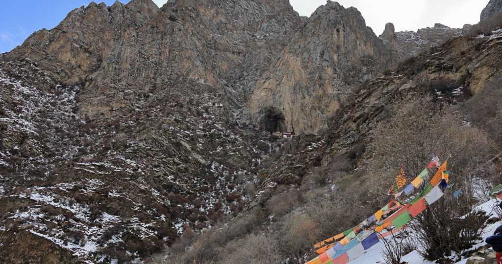 Два пещерных комплекса Дракьюл. Скрытый мир соборных гротов, подземных рек и мифических долин.