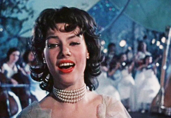 Регина Колесникова в фильме "Матрос с «Кометы»" (1958)