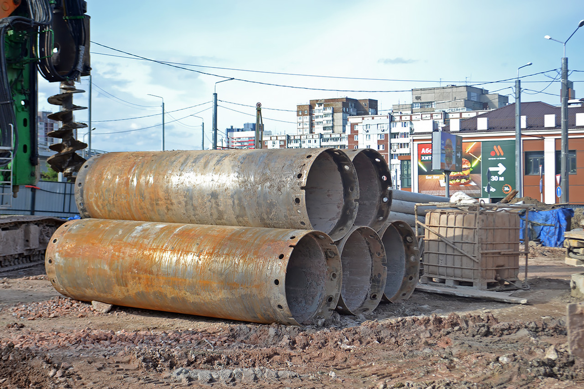     Работы на нескольких стройплощадках ул. Копылова активизировались еще с лета