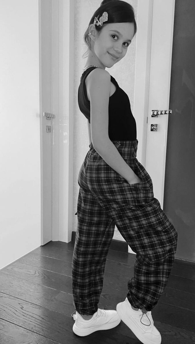 LM • Пошив одежды • Лидия Мозолевская • @lidia_mozolevskaia - Брюки в клетку своими руками