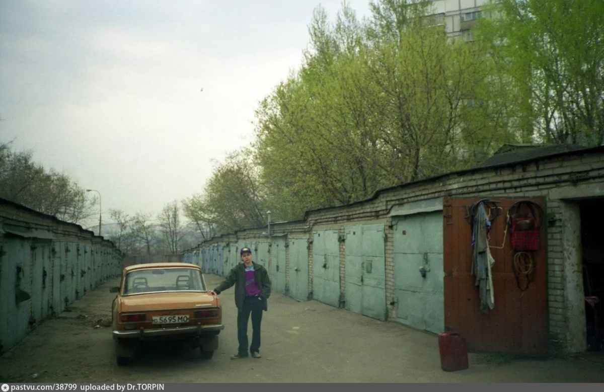Советские гаражи Фото из открытого доступа