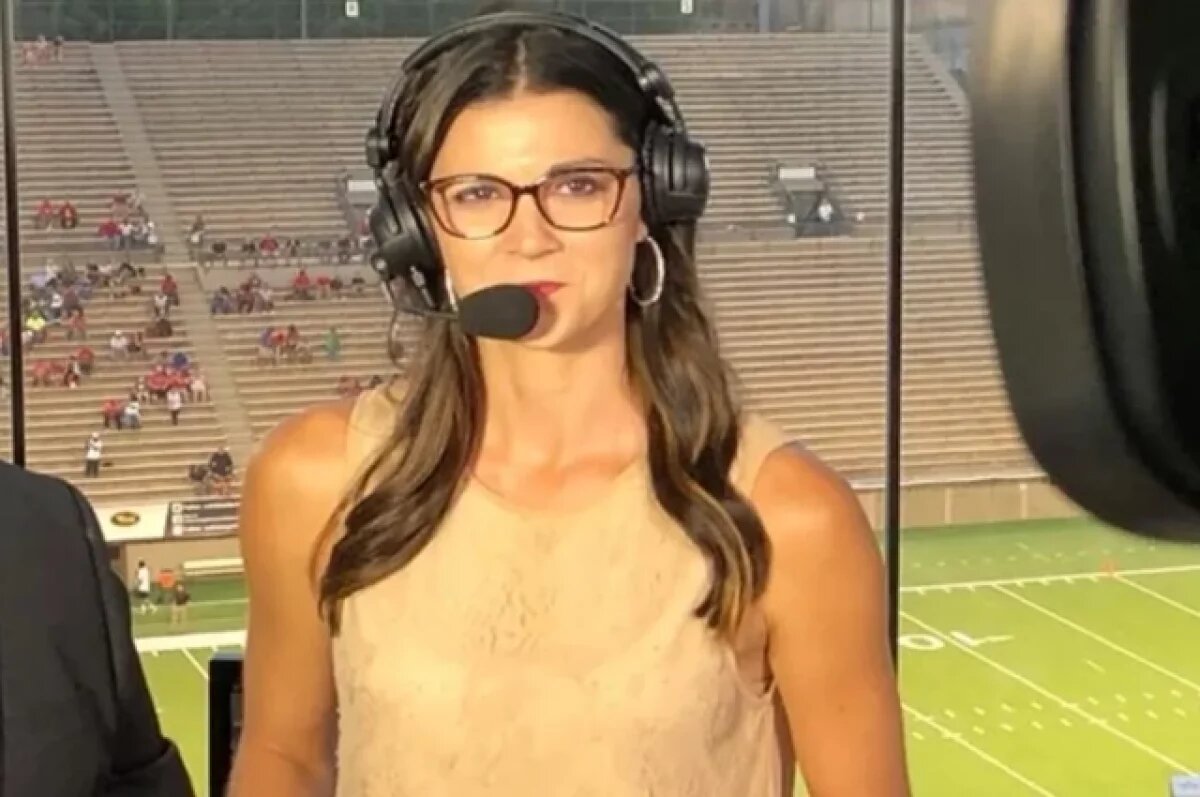    Спортивного репортера Чеймберс и ее мужа нашли мертвыми в доме в США