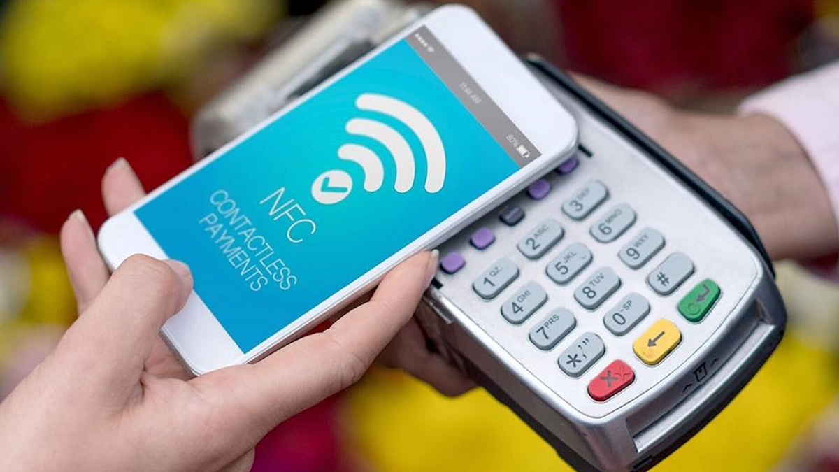 Поднёс карту, телефон или часы — и пошёл дальше по своим делам