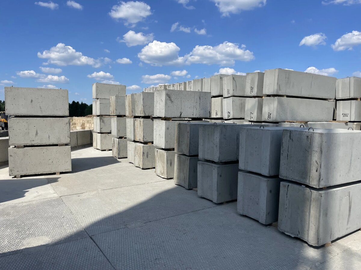 Фундаментные блоки ФБИ в наличие от производителя Комбинат ЖБИ-1