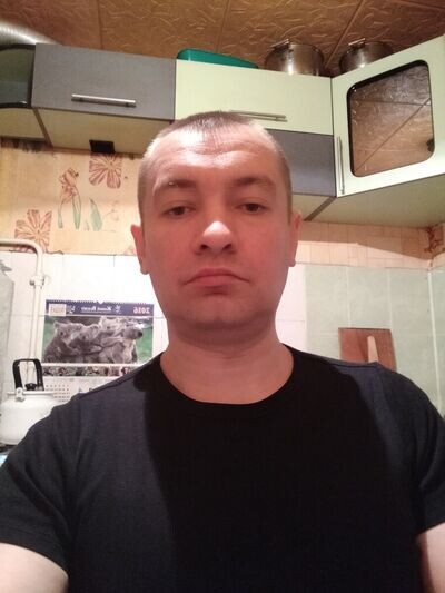 "Свекровь перевела мужу 500 к "на новую жизнь", мне написала, что я ему не пара. Он (47 лет) молчит. Я думаю уйти после 15 лет брака