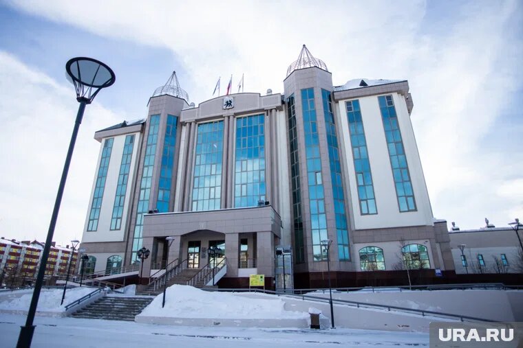 Депутаты изменят порядок выборов мэра столицы Ямала. Фото: Илья Московец © URA.RU