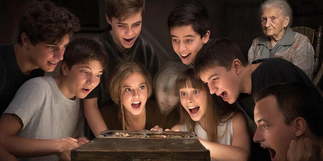 «Зачем нам эта обуза? Сдадим бабушку в дом престарелых, а квартиру продадим». Внуки уже делили наследство, когда старушка вдруг «вспомнила»