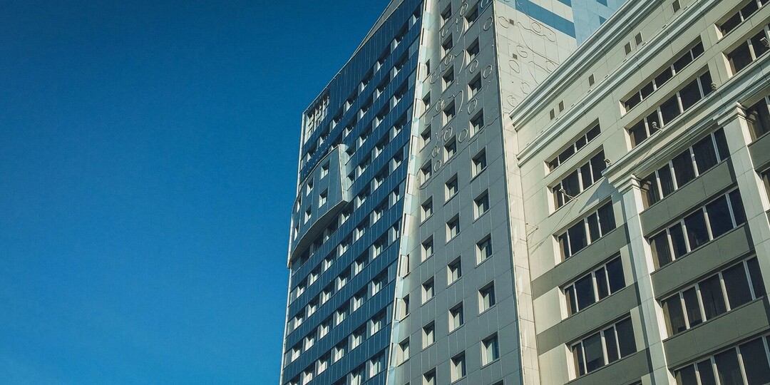 Жители Свердловской области массово жалуются на увольнения и задержку зарплаты