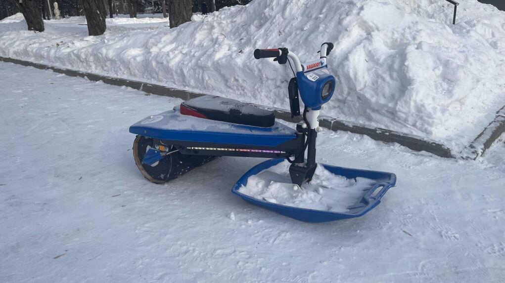    Электроснегокаты свалили на парк Нарымский проблему в Новосибирске