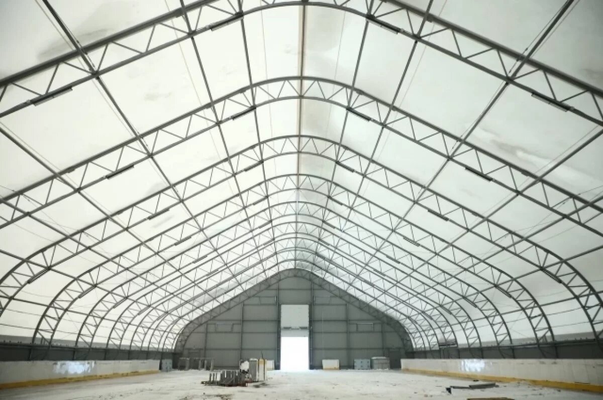    Многофункциональную спортплощадку возводят в Акатуйском районе Новосибирска