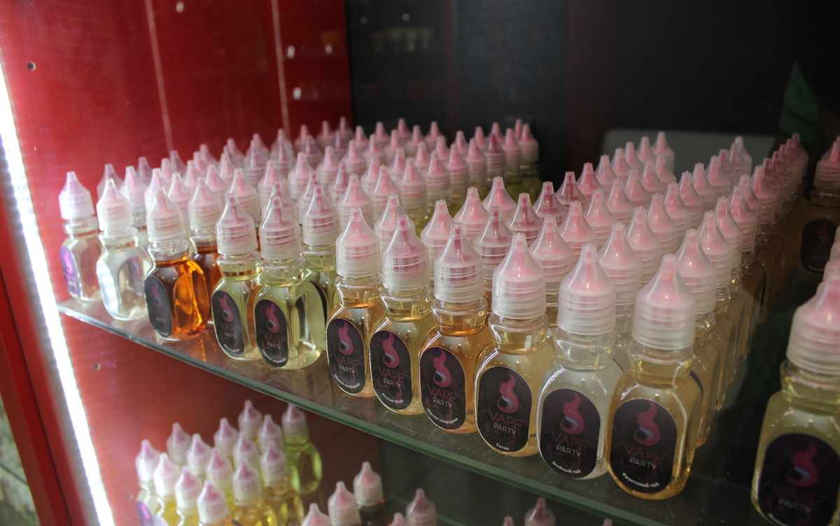    Вейпы и табак запретили продавать на остановках в России