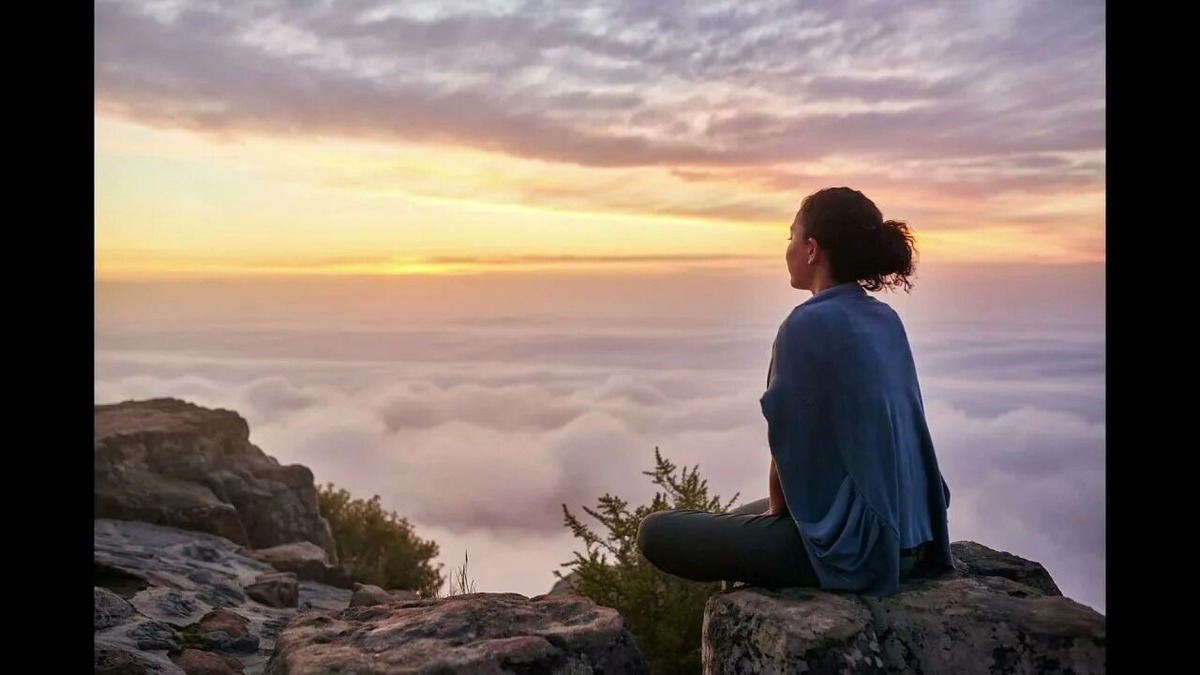 Не теряй чувства собственного достоинства и даже при необходимости не склоняй голову, возможно у тебя больше не будет возможности поднять ее. Умар аль-Мухтар