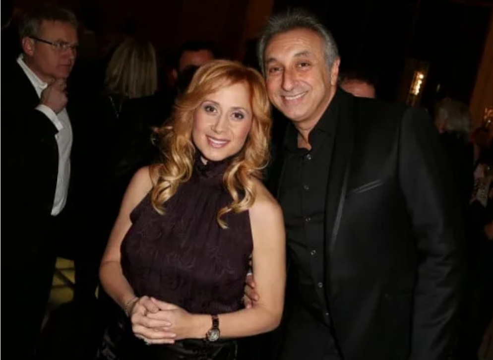 Помимо мужей официальных и признанных были конечно же и друзья, но о них меньше обычно разговоров и отметок