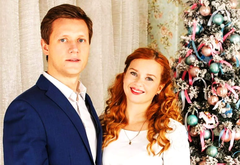 на фото Ольга Копанова с мужем