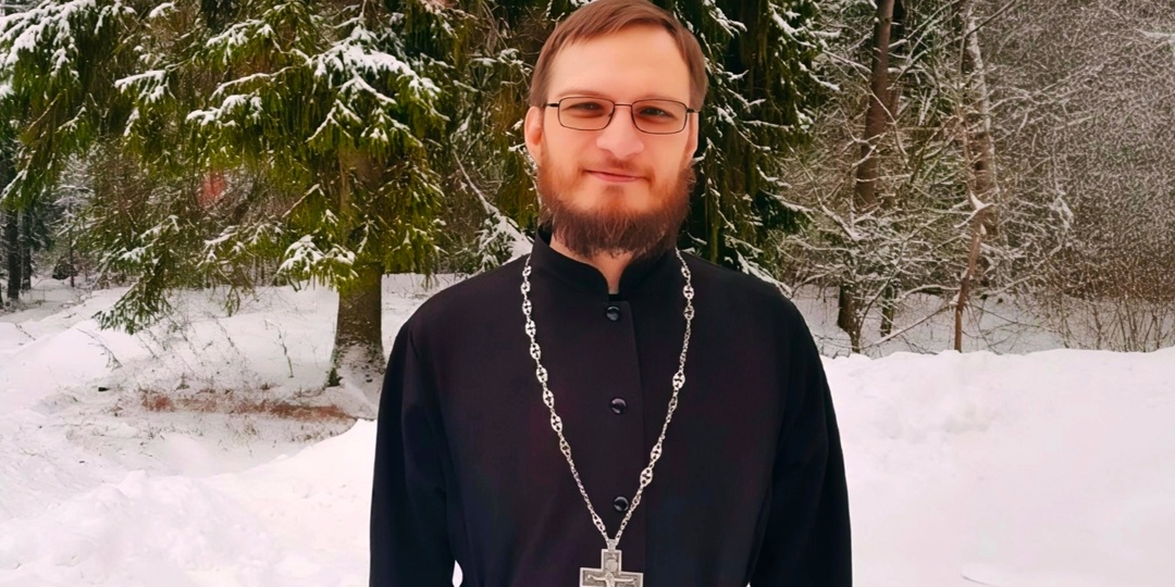 Что делать, если в храме мешают молиться? Объясняют священники