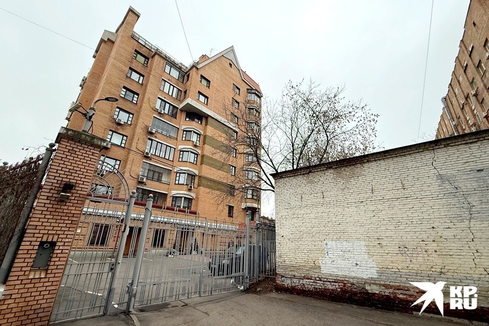  Дом в Ксеньинском переулке Андрей АБРАМОВ