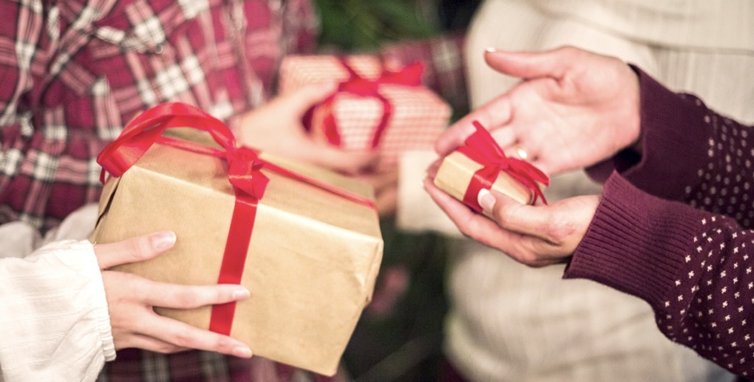 ПОДАРКИ ДЛЯ РОДИТЕЛЕЙ, КОТОРЫЕ НЕ ХОТЯТ "НИКАКИХ ПОДАРКОВ" (работающие идеи)