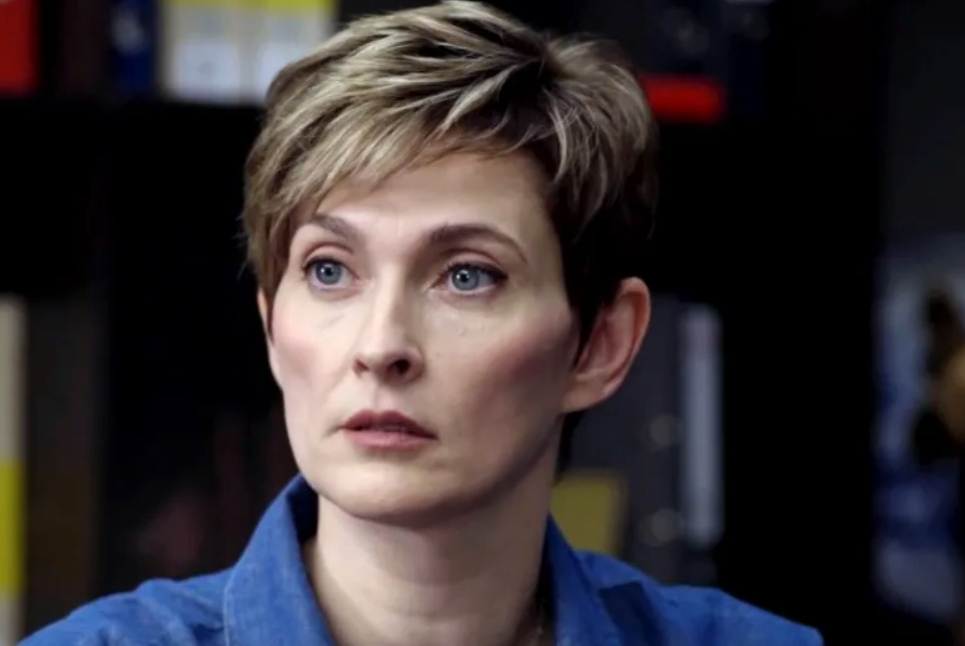 на фото Виктория Фишер