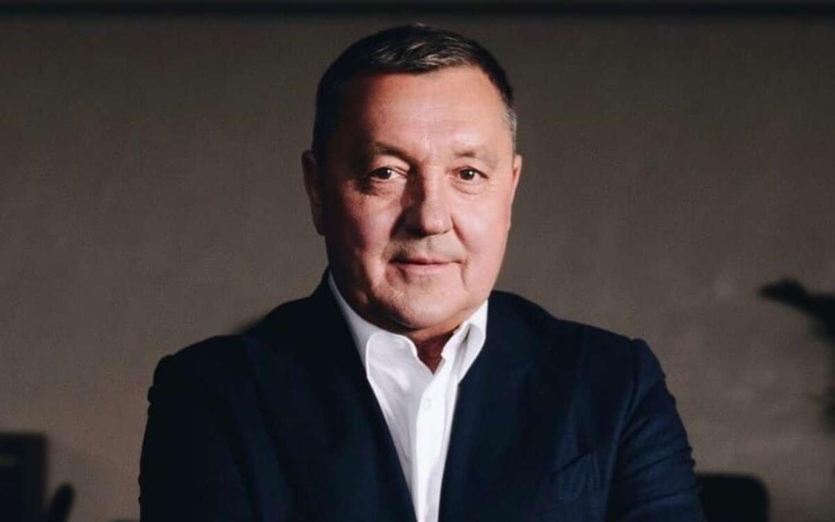    Белгородский бизнесмен и депутат облдумы Владимир Зотов анонсировал запуск сидра «Зотов брют» и производства форели Фото с личных соцсетей Владимира Зотова