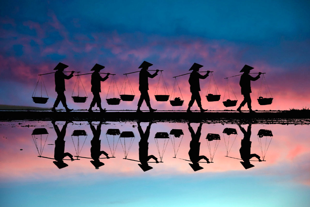 Человек — существо социальное. Одиночество для него не просто грусть, а нарушение естественного порядка жизни