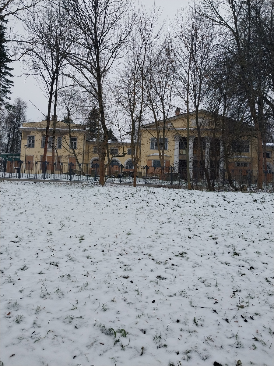 Усадьба Виноградово реставрируется