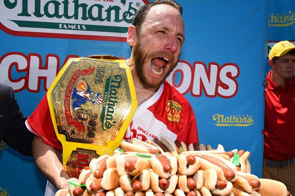 Джои Честната по прозвищу "челюсти"