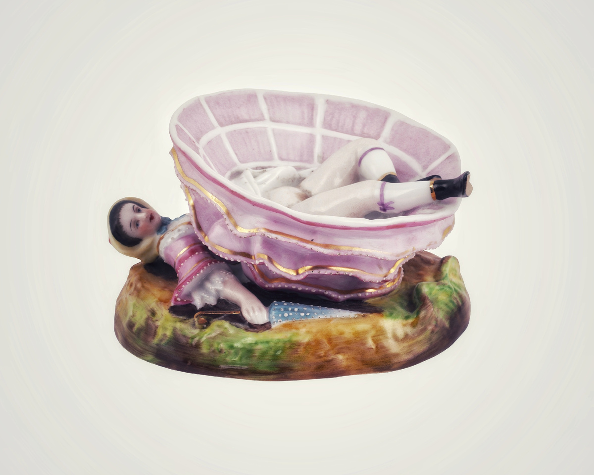 Пепельница, частный завод Российской империи, 2-я половина 19 в. Продана за 750 евро. bidspirit.com