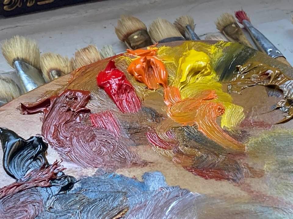 Сколько стоит тюбик дешёвой масляной краски сейчас?