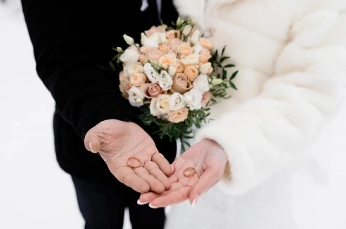    Более 100 новых семей появилось в Воронежской области в День Конституции