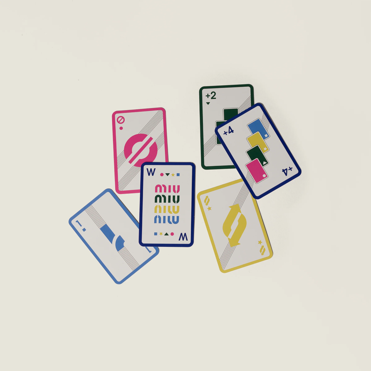 ©MIUMIU: UNO за 600$