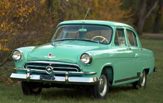 Москвич 8 и Volga: я дождался возвращения легенд, но готов ли рынок к ним?