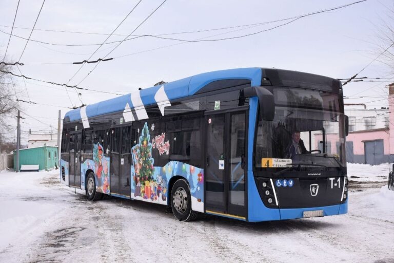    В Оренбурге тестируют новый троллейбус «КамАЗ» Оренбуржье