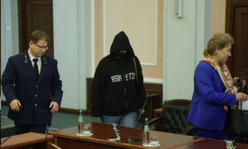 Полина Лурье в зале суда. 