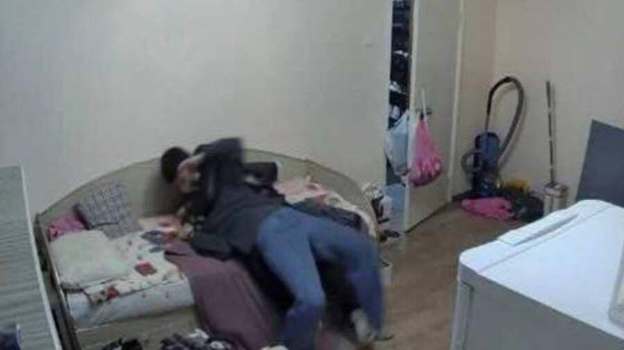 Кадр момента нападения: t.me/irakomissirina