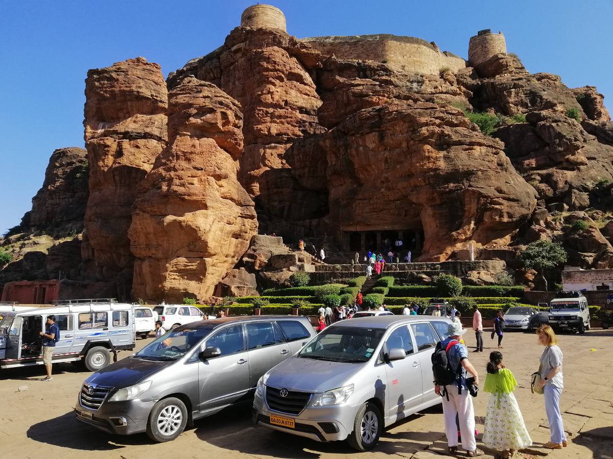 Пещеры Бадами, штат Карнатака, Индия. Фото Автора