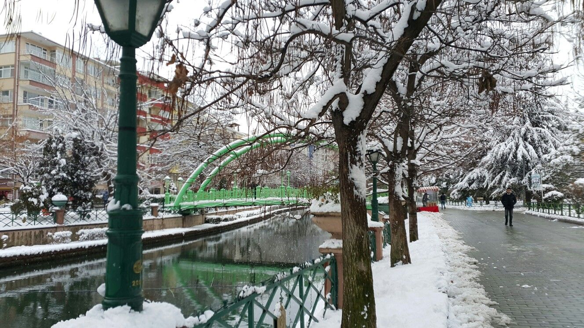 "Зимний Эскишихир", источник: Яндекс Картинки