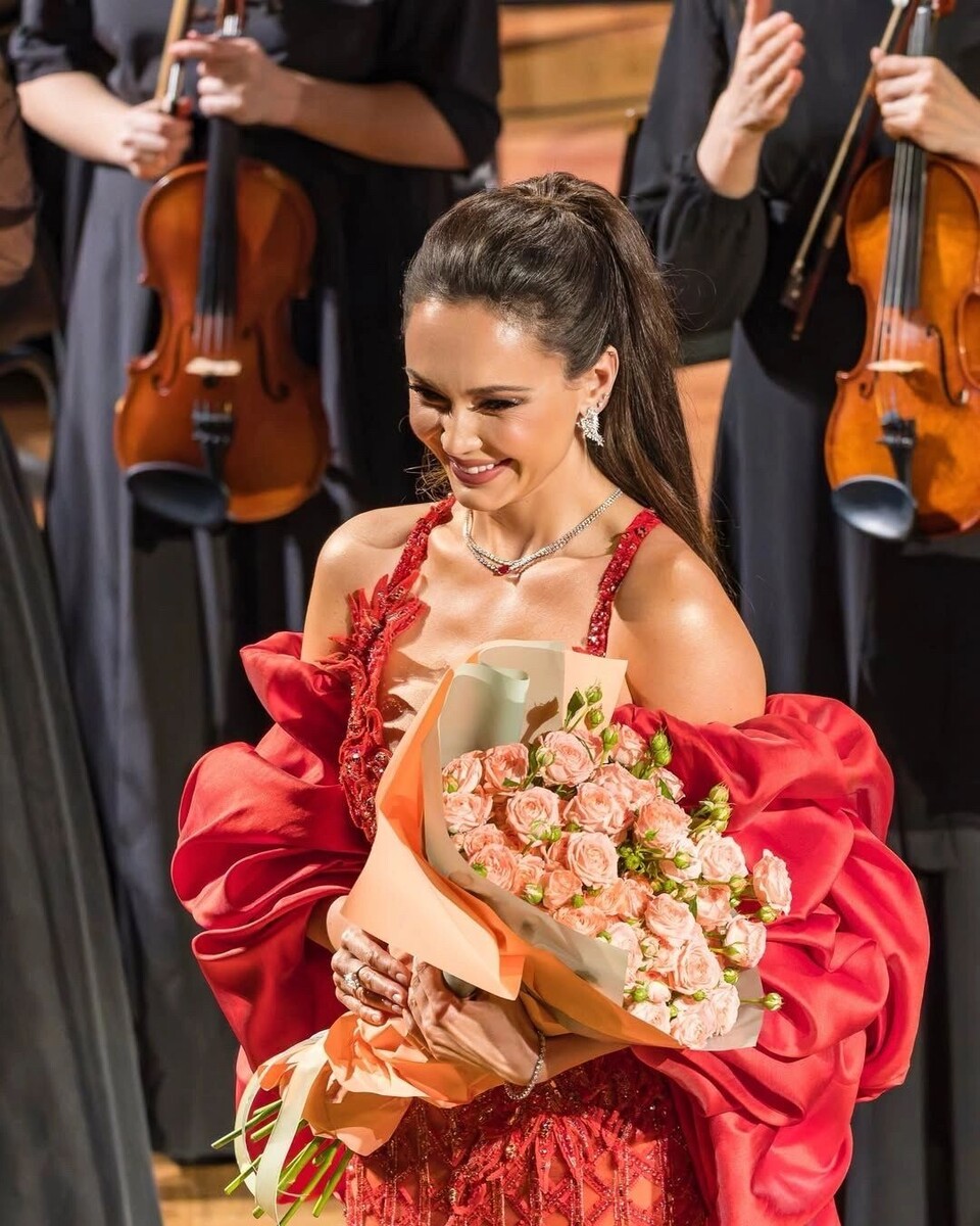    Сольный концерт Гарифуллиной в Большом зале Московской консерватории стал триумфом   Соцсети Аиды Гарифуллиной