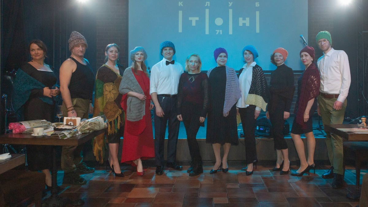 Стильные вязаные аксессуары от Оксаны Тимофеевой