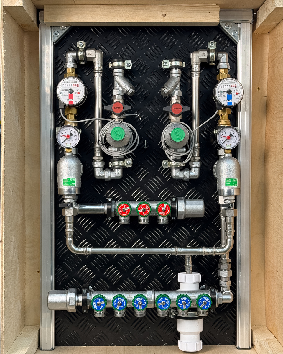 Иногда готовый узел водоразбора ломает все привычные шаблоны