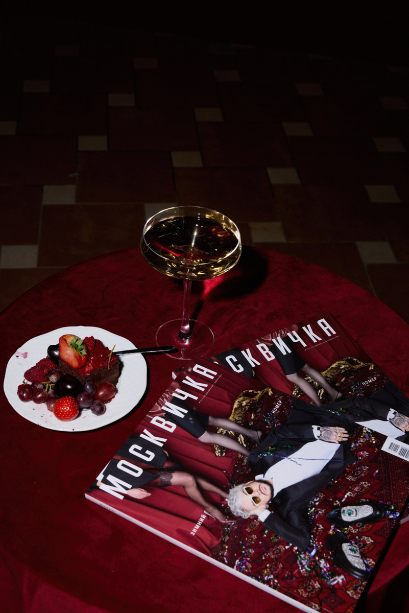    журнал Москвичка, Дарья Решке, Дарина Алексеева, Москвичка день рождения, гастроном Елисеевский, Филипп Киркоров, Ида Галич