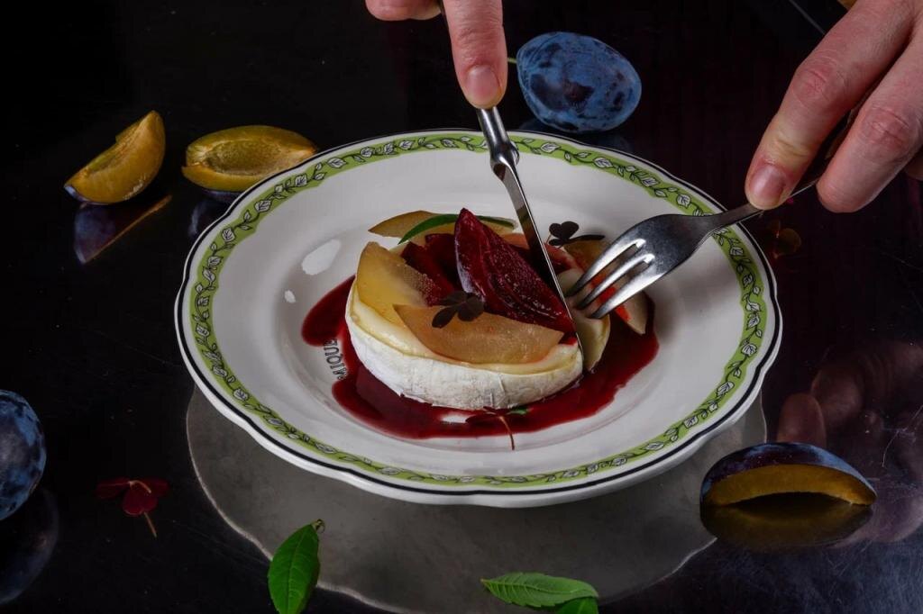 Блюда в бистро Bien Sûr. Фото: соцсети проекта.