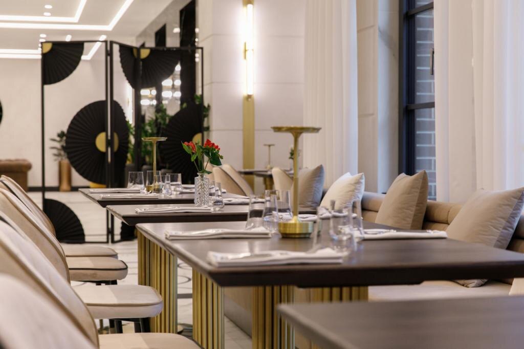 Интерьер бистро Faces. Фото: соцсети проекта.